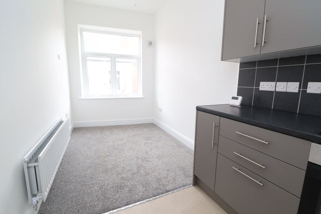 80b, Main Street, Mexborough photo 3