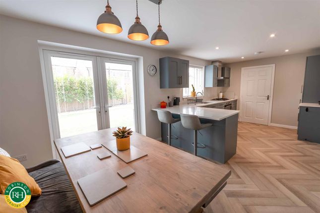 39, Herringbone Drive, Doncaster photo 4