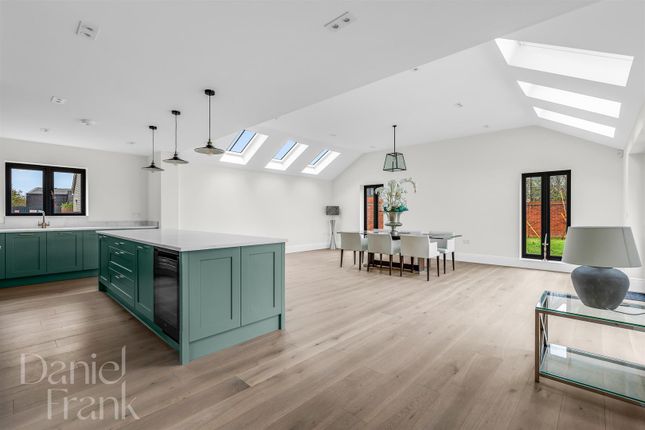 Plot 3, Meadow View, Epping Lane, Stapleford Tawney photo 2