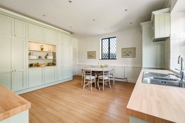 The Clock House,, Hallingbury Place, Bishop's Stortford photo 5