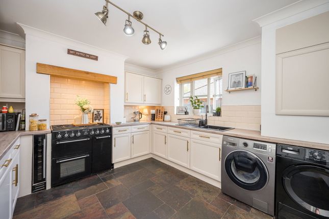 63, Lakeside Way, Ebbw Vale photo 4