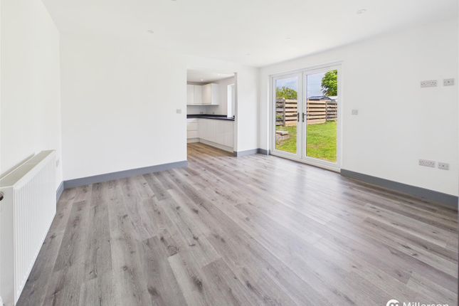 14, Little Gregwartha, Redruth photo 3