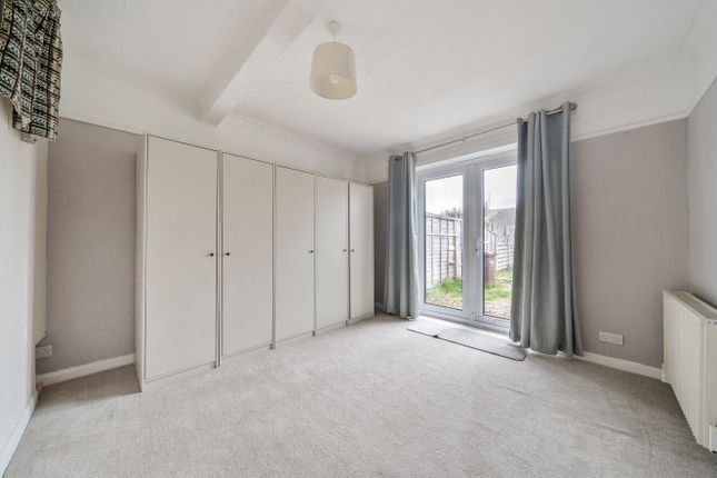 21, Chaucer Avenue, Littlehampton photo 4