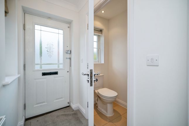 7, The Croft, Godalming photo 4