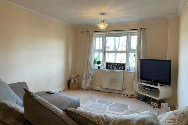 Lynfield Court, Robin Hood Lane, Hall Green photo 5