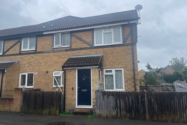 Terraced house to rent in Wilson Avenue, Mitcham