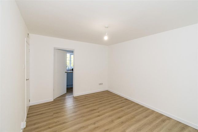 Flat 5, Kelly Court, Southampton photo 4