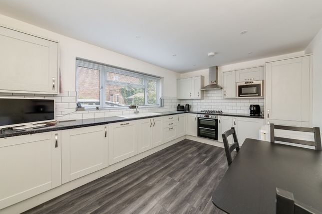 7a Manor Close, Abingdon photo 2