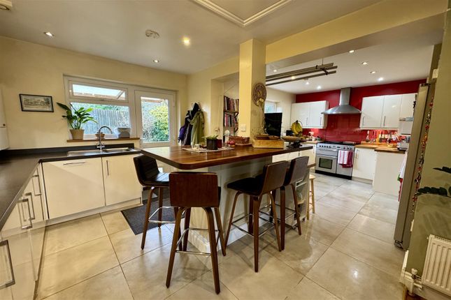 Jaytrees, 5a, Manor Lea Close, Milford photo 4
