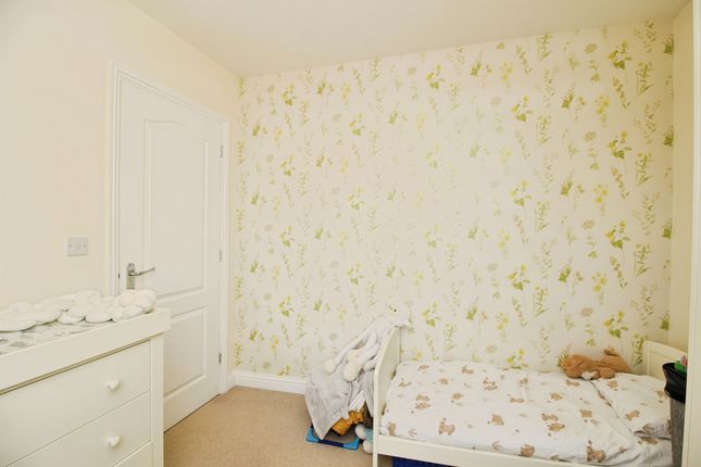 61, Bargroves Avenue, St. Neots photo 3