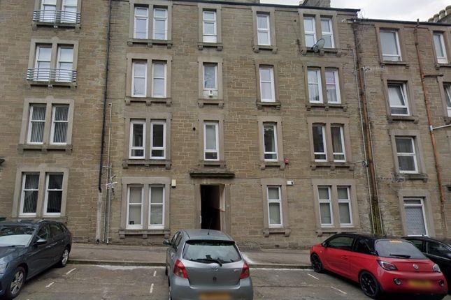 Thumbnail Flat to rent in Baldovan Terrace, Baxter Park, Dundee