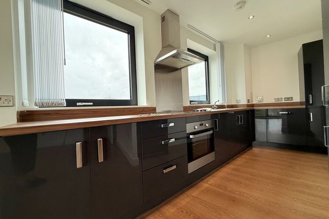 31H Lingfield Apartments, Parade Gardens, London photo 2