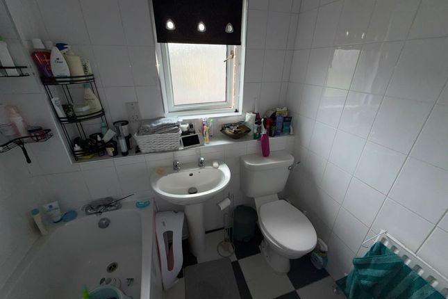 17, Sanderling Place, Glasgow photo 4