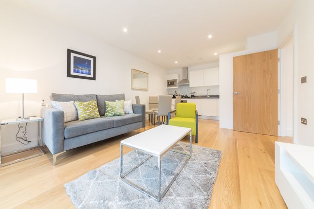Thumbnail Flat to rent in East Court, 3 Grove Place, Eltham, London