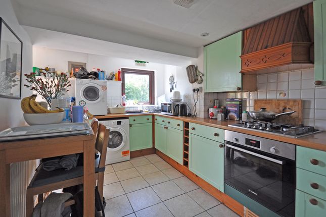 27, Cefn Road, Newport photo 4