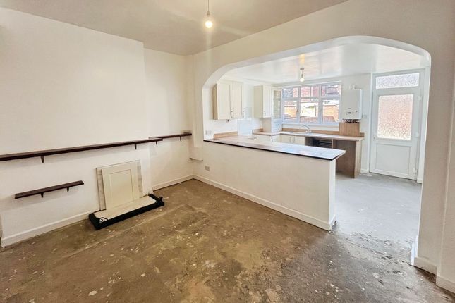 39, Halton Street, Bolton photo 4