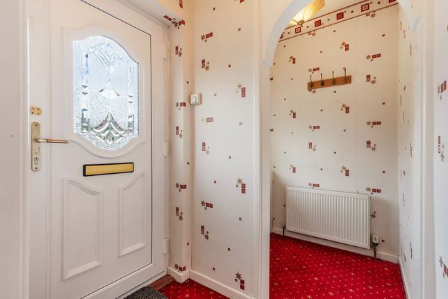 8 Birtenshaw Crescent, Bolton photo 3