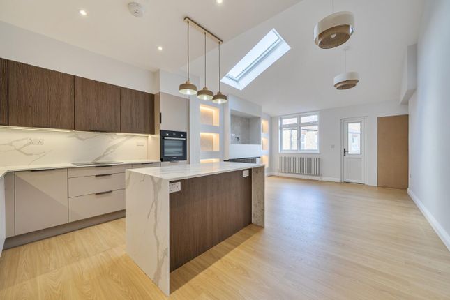 Percy Road, North Finchley photo 3