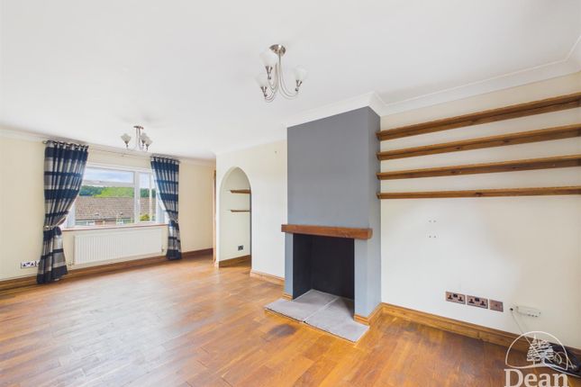 5, Morcroft Place, Lydney photo 3