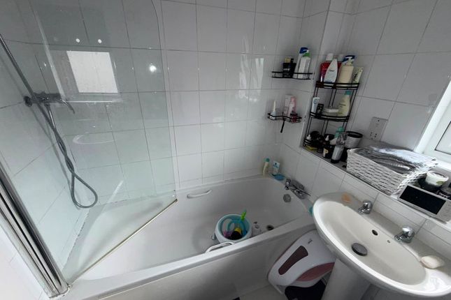 17, Sanderling Place, Glasgow photo 5