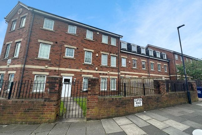 Flat to rent in St Michaels Close, Clifton Road, Grainger Park, Newcastle Upon Tyne