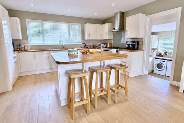 2, Struan Court, Ashley Heath, Hampshire photo 4