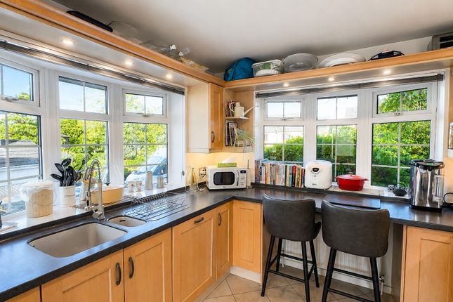 91, Mytholmes Lane, Keighley photo 4