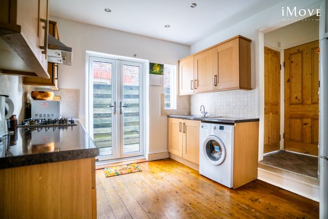 Maisonette for sale in Queen Mary Road, London