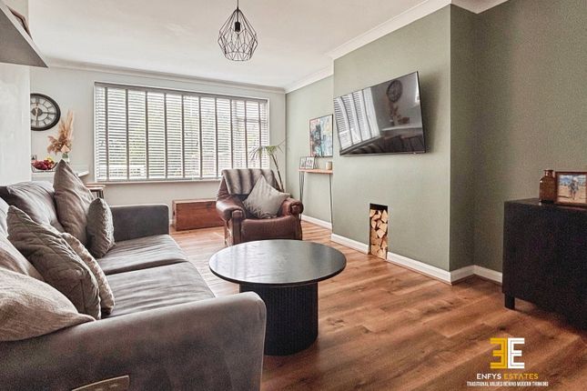 40, Pendyffryn, Llandudno Junction photo 3