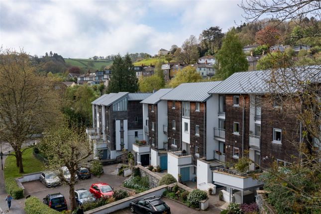 Thumbnail Town house for sale in Heath Way, Totnes