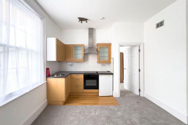 Apt 4, 10 Belmont Road, Jersey photo 4