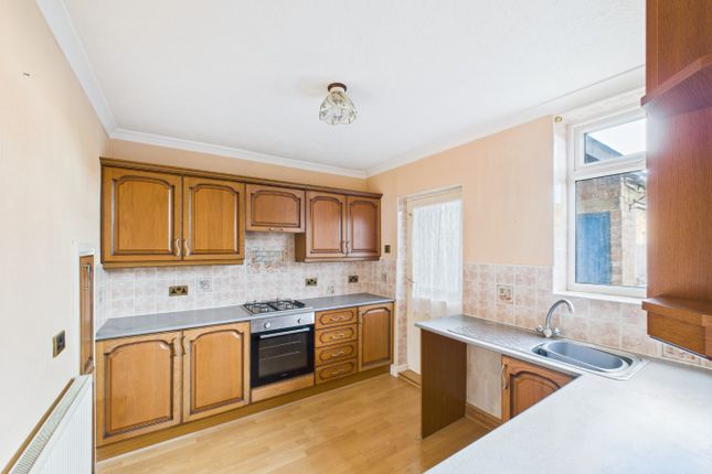 91, Nestor Grove, Hull photo 2