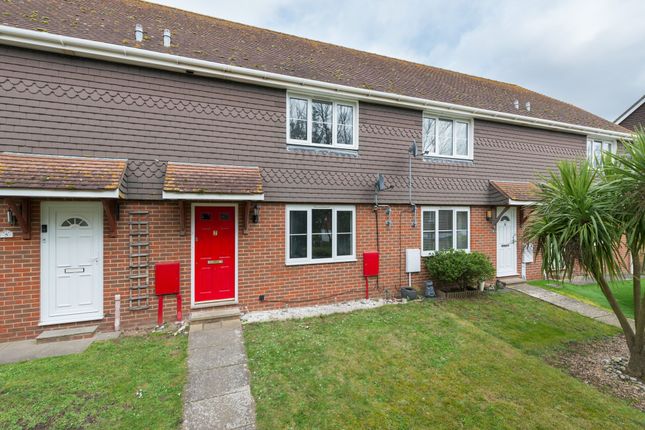 Terraced house for sale in Hill House Drive, Minster