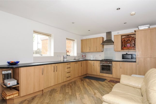 57, Vulcan Drive, Bracknell photo 3