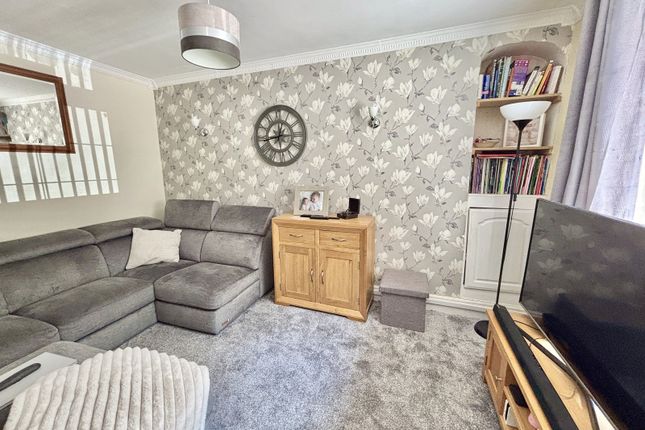 18, Edward Street, Swansea photo 4