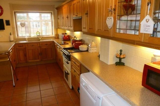 87 Cherry Tree Lane, Cherry Tree Lane, Rainham photo 2