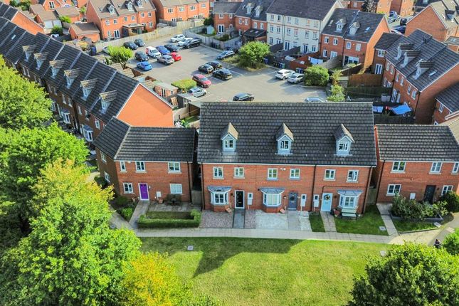 43 Hartley Green Gardens, Wigan photo 3