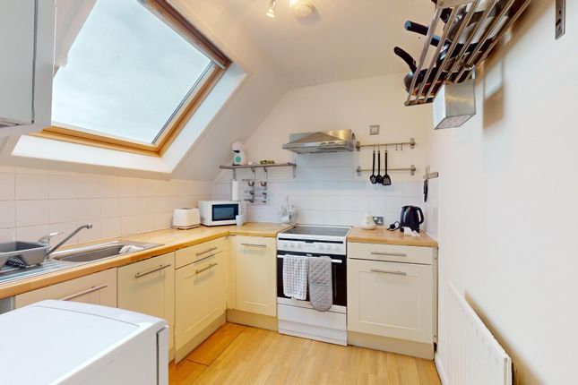 Flat 3, Westcroft, Station Road, Otley photo 3