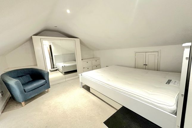 50a, Worple Road, London photo 4