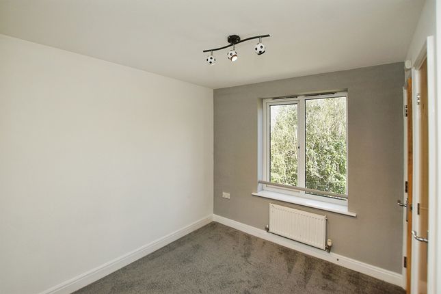 Flat for sale in Summit Close, Kingswood, Bristol