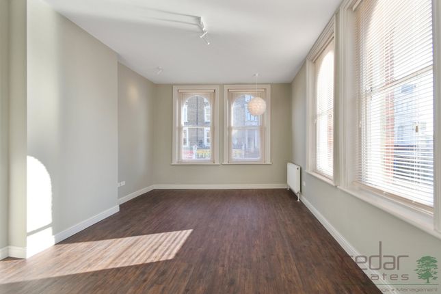 325a, Kilburn High Road, London photo 3