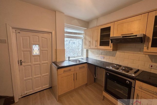 5 London Street, Leek photo 5