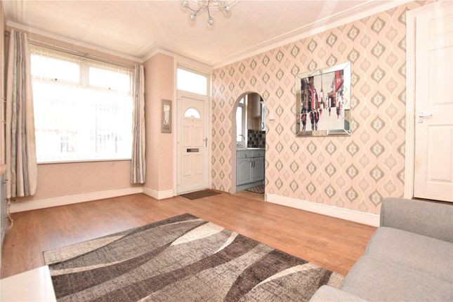 52, Compton Row, West Yorkshire photo 3