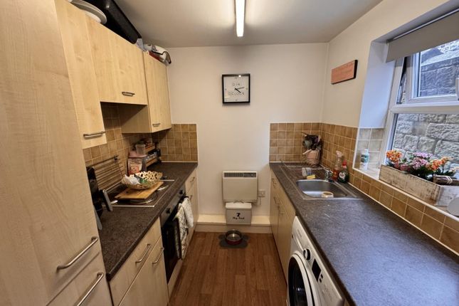 Flat 2, Orchard House, Gay Lane, Otley photo 4