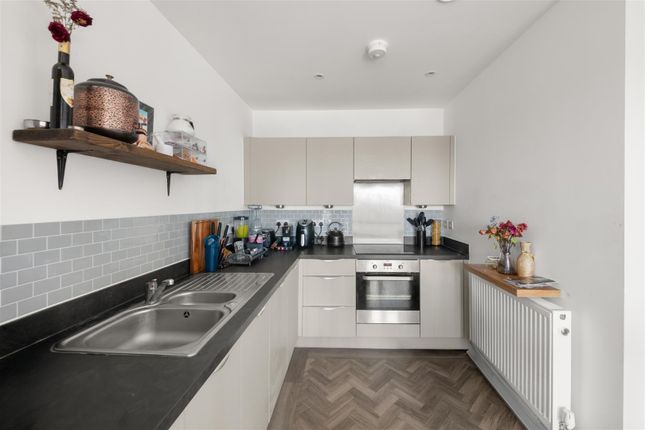 Flat 103, Bluenote Apartments, 34 Blyth Road, Hayes photo 3