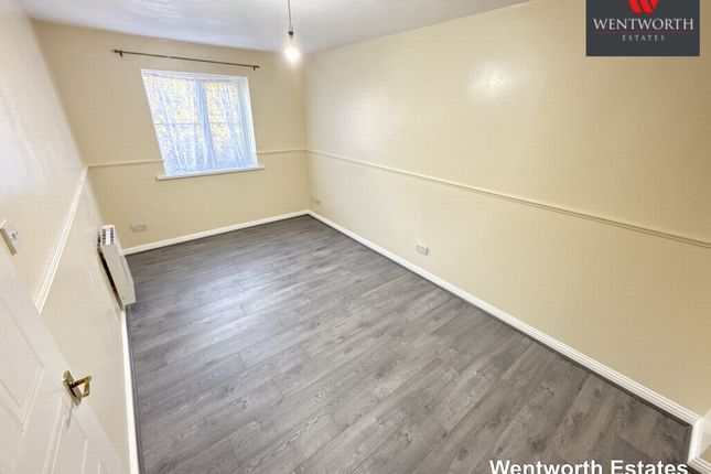 St Aidans Court 15, Blessings Way, London photo 5