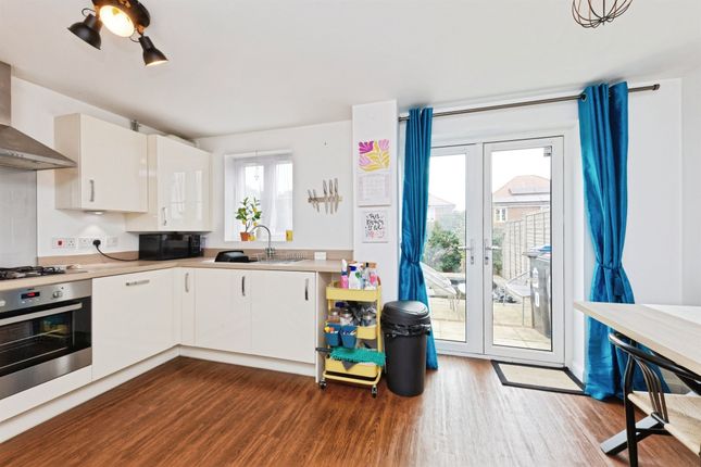 10, Coalfield Grove, Canterbury photo 3