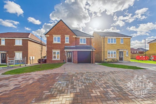 4-bed detached on Redpath Gardens, Middlesbrough, £255,000