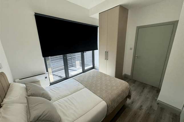 Room To Rent
