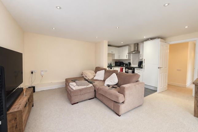 1, Ashby Wood Drive, Northampton photo 2